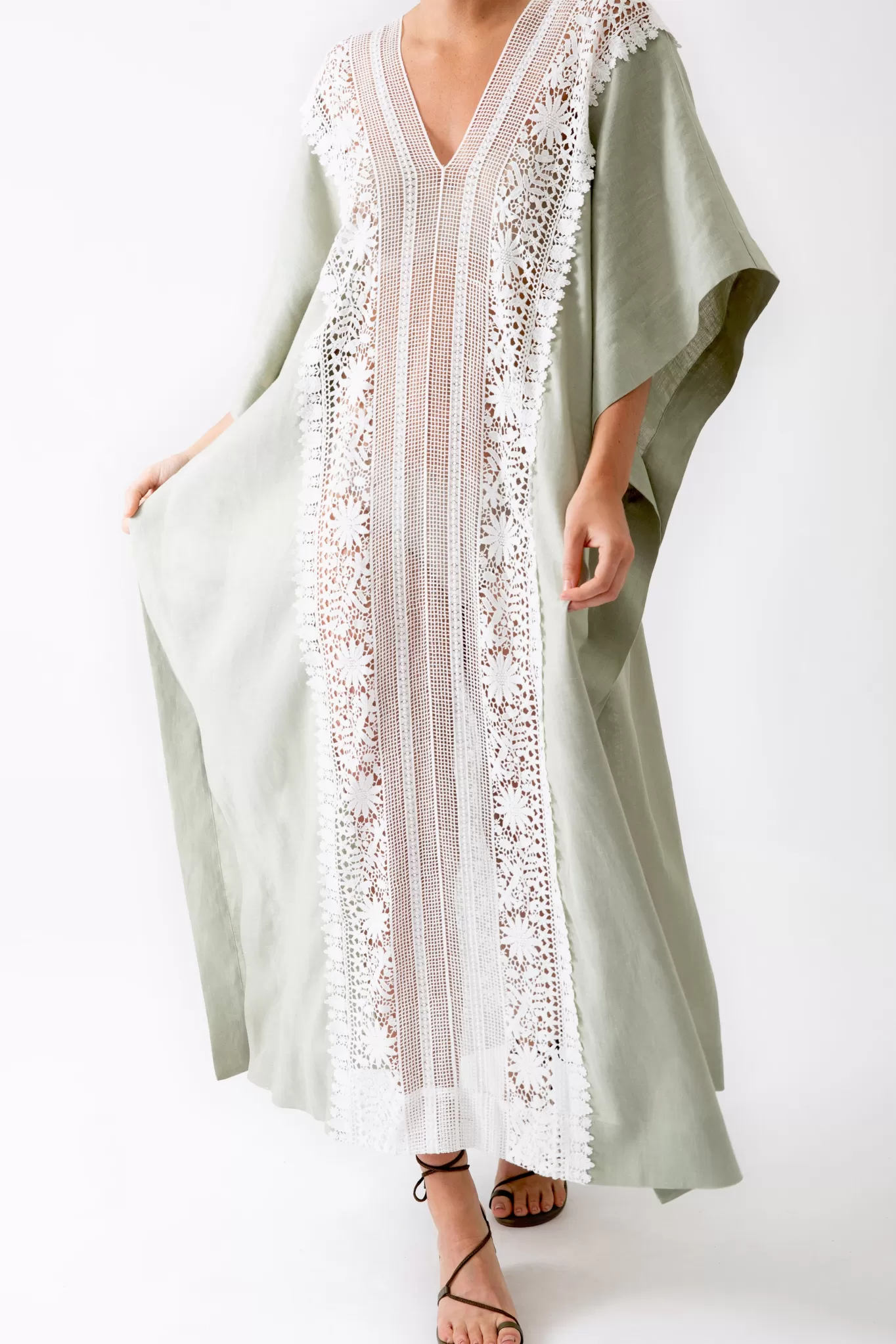 Brea Caftan With New Flower Lace In>Miguelina Cheap