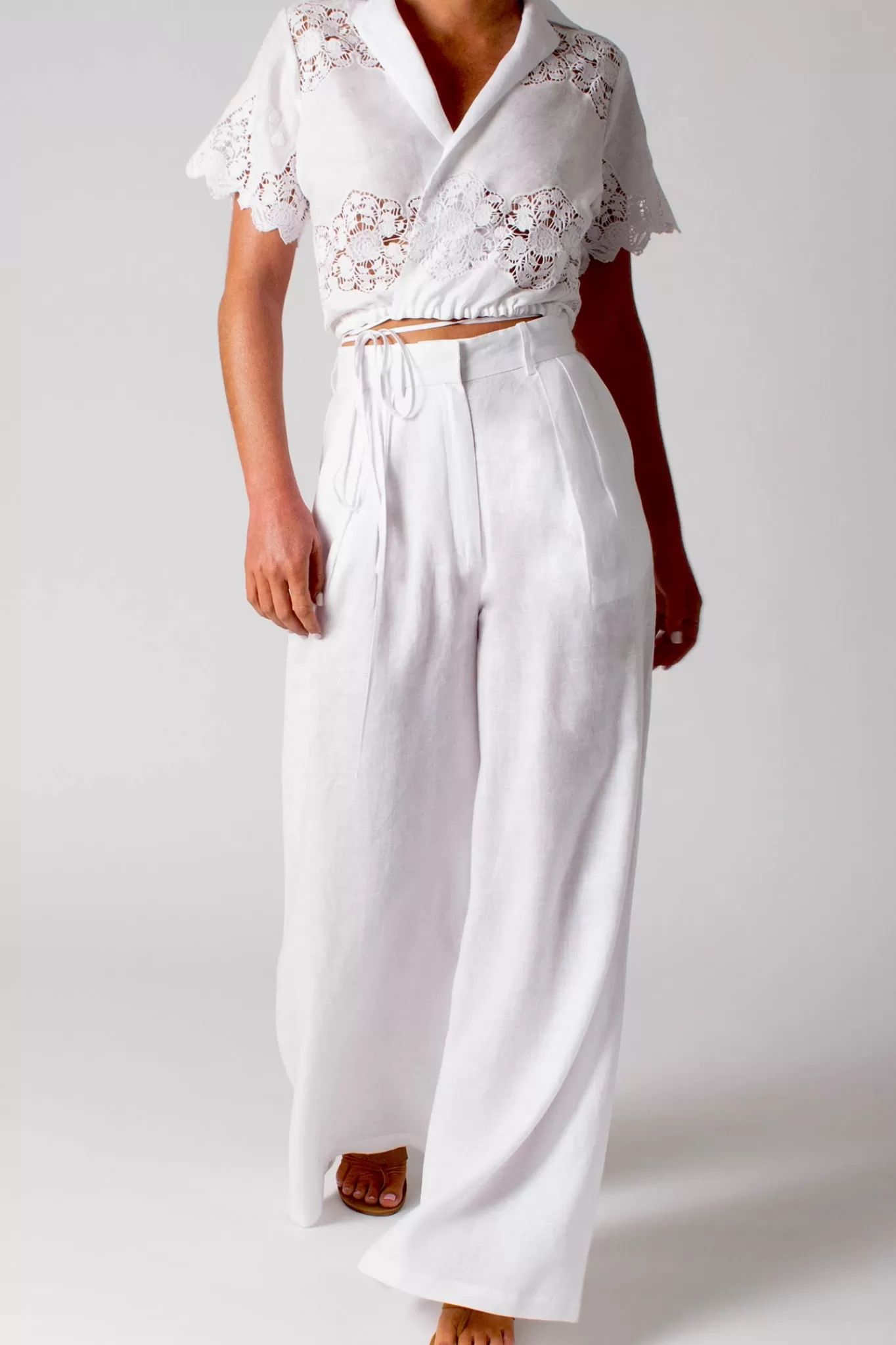 Brooklyn Cloisters Embroidery Linen Wrap Top>Miguelina Shop